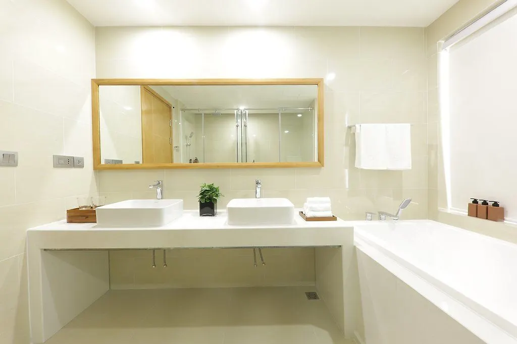 Tms Hotel Da Nang Beach 5*,